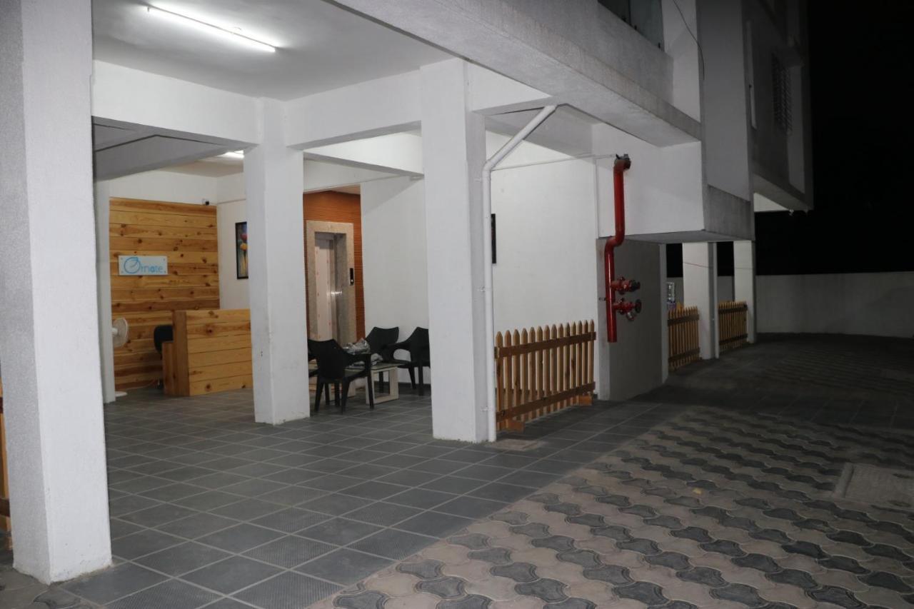 Service Apartments, Baner, Pune Exteriör bild